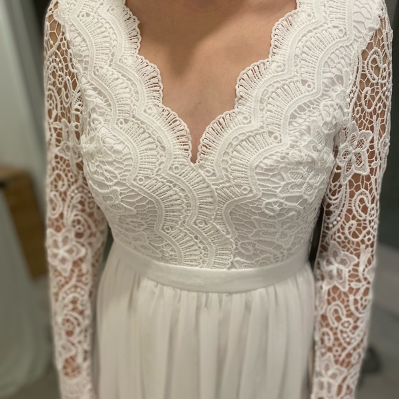 Lulus NWT wedding dress - Picture 4 of 13